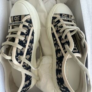 Walk N Dior women’s sneakers 35.5